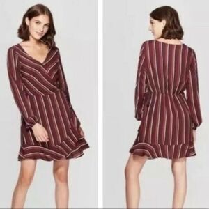 𝅺NWT striped long sleeve xhilaration dress Size S